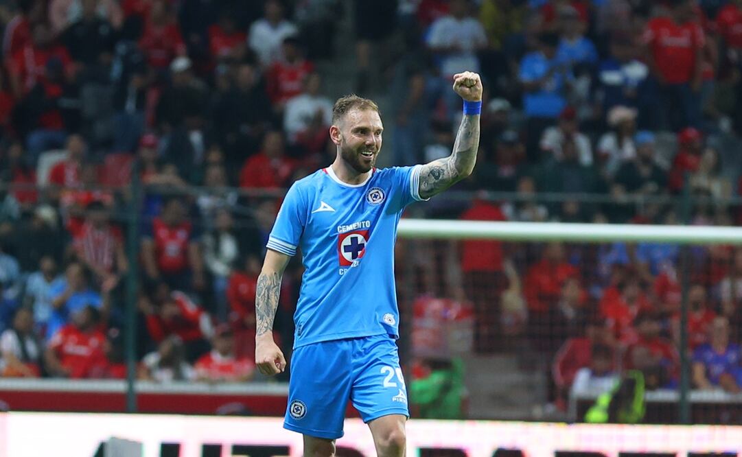 Rodolfo Rotondi en partido con Cruz Azul - Foto: Imago7