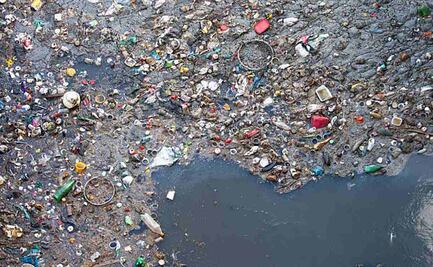 OMS pide un tratado "fuerte" contra la contaminación por plásticos; 7 países producen la mayor parte de este material