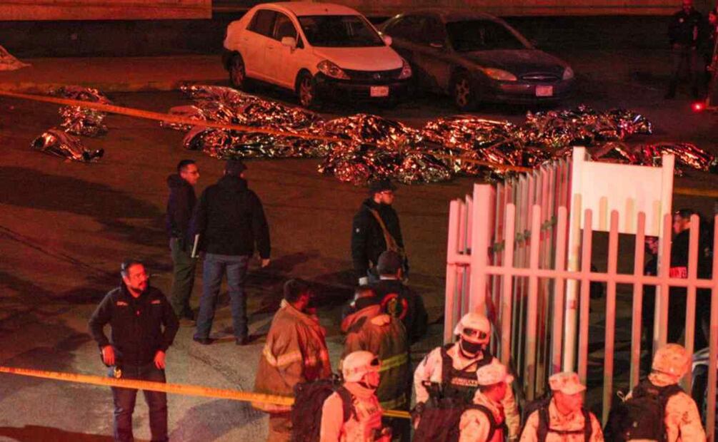 Incendio en el Instituto Nacional de Migración en Ciudad Juárez. Foto Christian Torres. El Universal