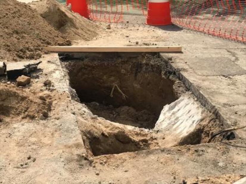 Se registra hundimiento a unos metros de donde se abrió socavón en Reforma