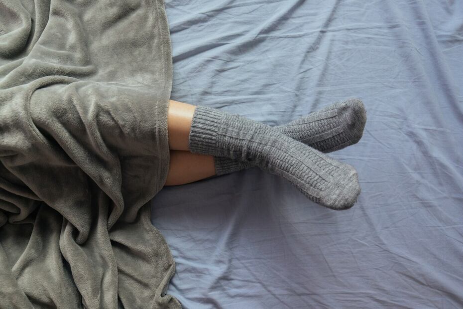 Los calcetines de lana son la mejor opción para mantener el calor en los pies. Foto: Freepik