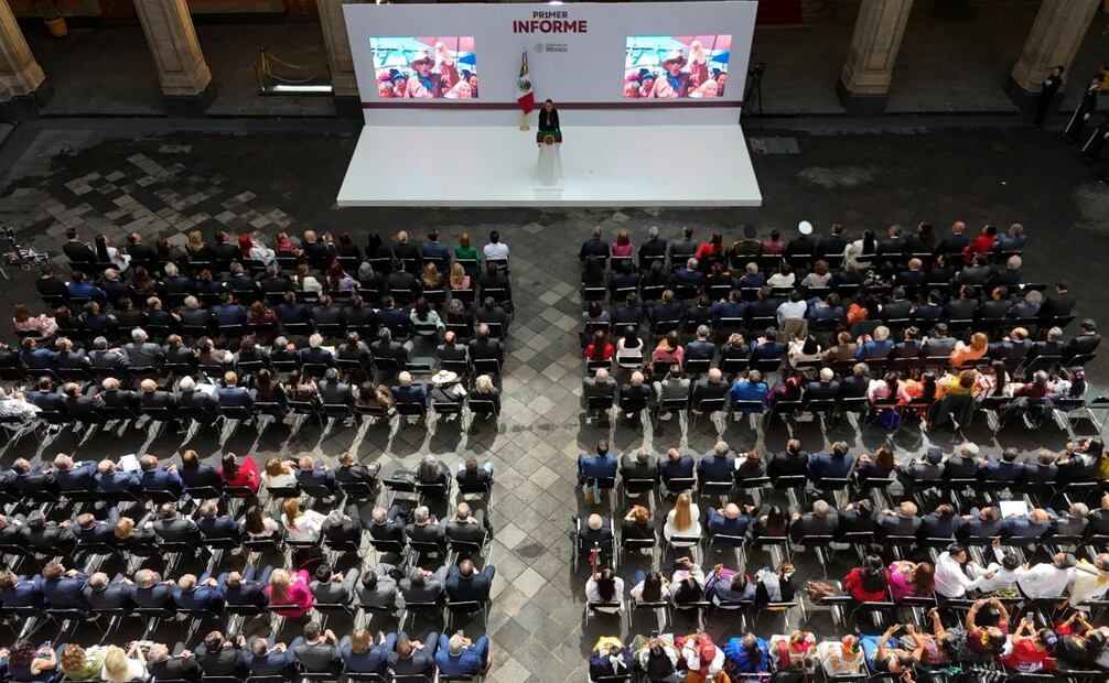 Familia, gabinete y otros poderes, así la organización de los invitados al primer informe de gobierno de la presidenta Claudia Sheinbaum. Foto: Presidencia
