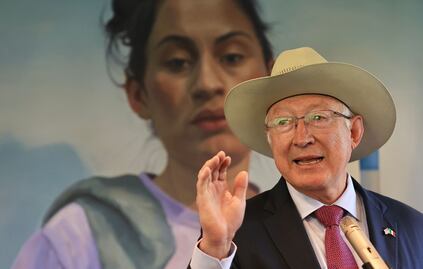 Ken Salazar: Seguimos trabajando pese a "pausa" de AMLO; insiste en "daño" a relación por reforma judicial