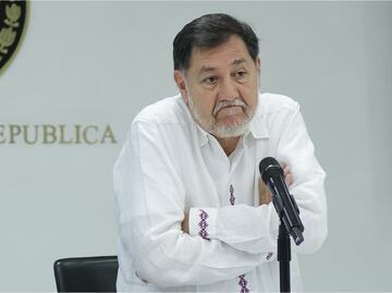 Noroña amaga con no aceptar renuncia de ministros; no tendrían derecho a recibir haberes económicos