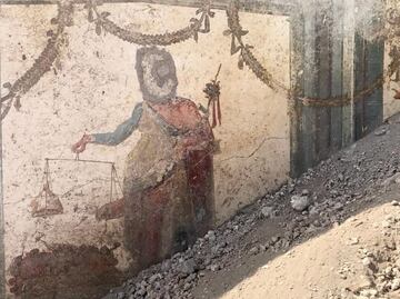 Hallan en Pompeya un extraordinario fresco del dios Príapo