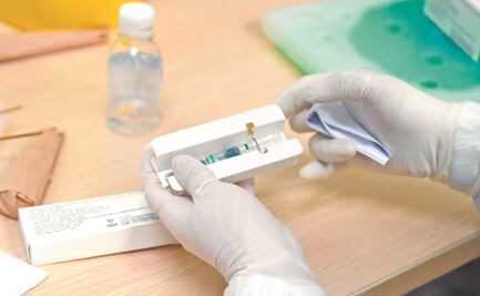 Basta de mentiras; sólo hay dos vacunas aprobadas por Cofepris y no hay manera que gobiernos locales las adquieran de inmediato: Anaya