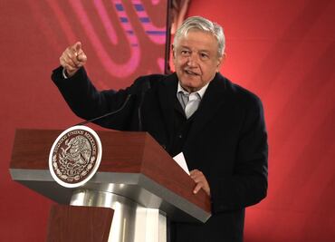 AMLO llama a concesionarios a no abusar del precio de las gasolinas