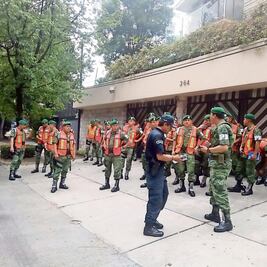 Van tras comando en Naucalpan