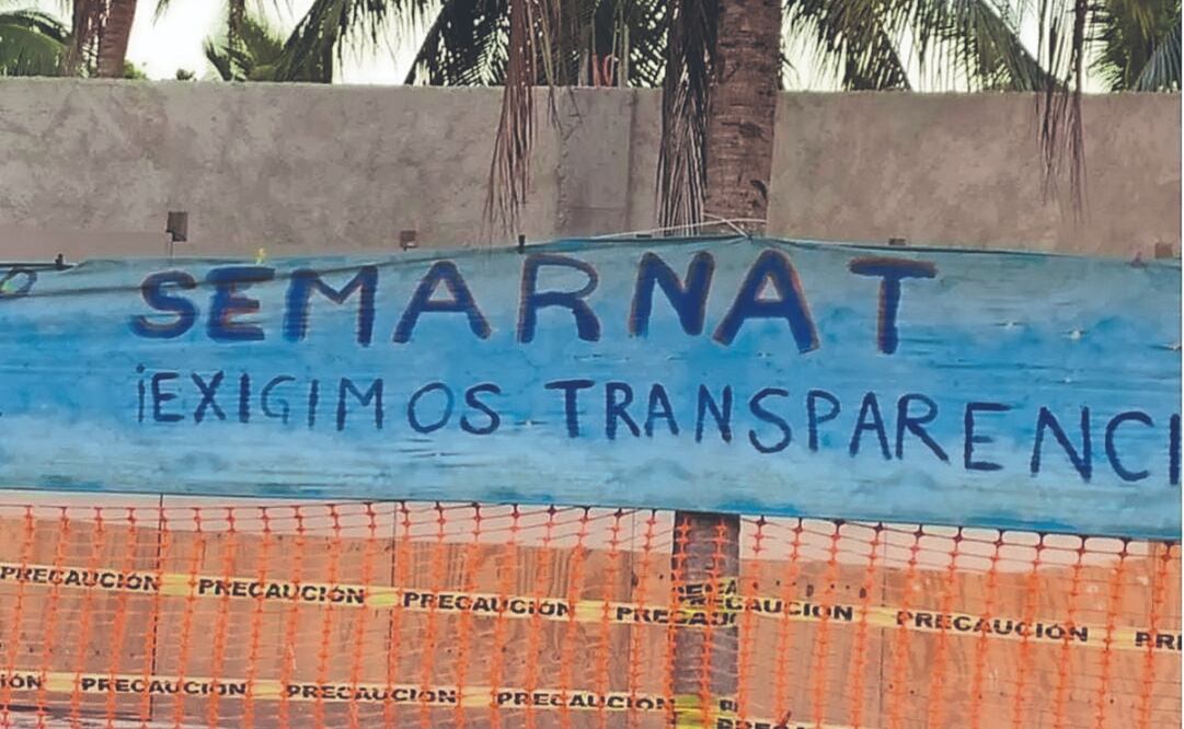 El grupo exige a la Semarnat exhibir documentos para determinar que las obras no causarán daño ambiental. Foto Especial