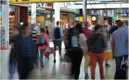 Aeropuertos en México reciben volumen récord de rusos y ucranianos