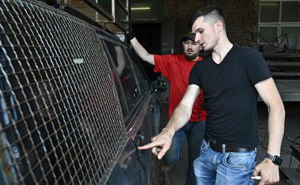 Anton Zaika, el herrero de Ucrania que convierte chatarra vieja en vehículos blindados