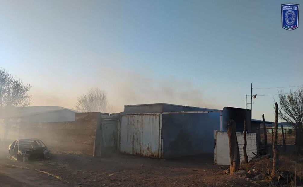 Presuntos grupos armados incendian viviendas en Carichí, Chihuahua (04/04/2025). Foto: Especial