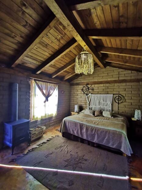 Cabañas en los árboles y burbujas para disfrutar del frío en pareja