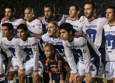 Exjugador de Pumas explota por penalti a favor de Cruz Azul