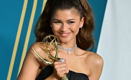 La tierna respuesta de Zendaya cuando le preguntaron a quién le escribió tras ganar el Emmy 2022