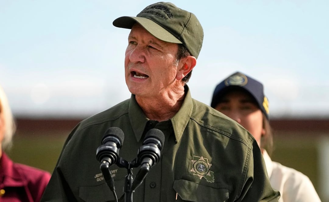 El gobernador de Luisiana Jeff Landry  habla con reporteros en el Penal Estatal de Luisiana, en Angola, Luisiana, el 3 de septiembre de 2025. Foto: AP