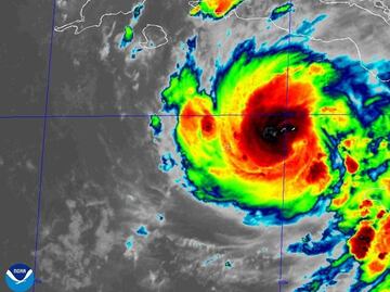 Rafael se degrada a tormenta tropical; prevén fuertes lluvias en Campeche, Quintana Roo y Yucatán