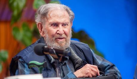 Que las decisiones políticas y económicas se basen en conocimiento y que la educación determine las decisiones de la sociedad, sueño del neurocientífico Pablo Rudomin