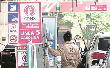 Anuncian prórroga de 15 días para verificar vehículos con engomado verde