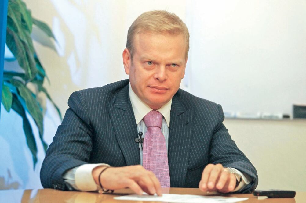 El subsecretario Arturo Escobar viajó el fin de semana a Perú para la reunión de la OEA con el objetivo de emitir sus posturas sobre el tema de la marihuana (ARCHIVO EL UNIVERSAL)