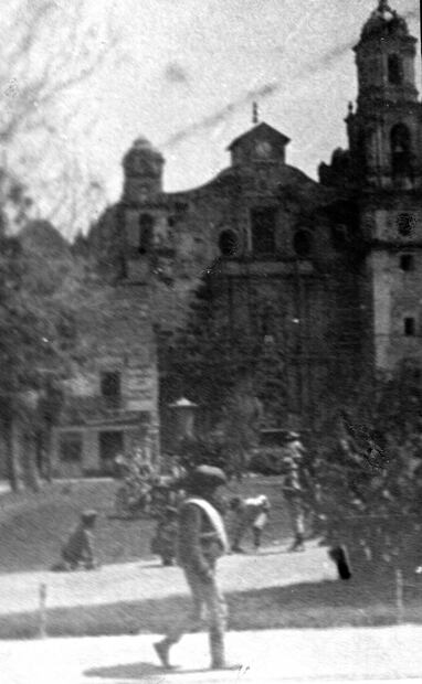 Las inmediaciones de la Iglesia de Santa Catarina a inicios del siglo XX. Colección Villasana.