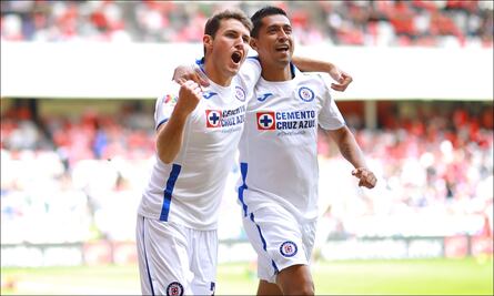 ‘Chaquito’ Giménez anota su primer gol en la Liga MX