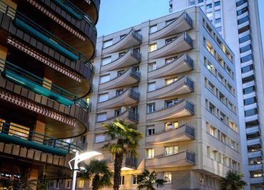 "Suicidio colectivo"; Familia obsesionada con teorías sobre Covid-19 salta de séptimo piso en Suiza