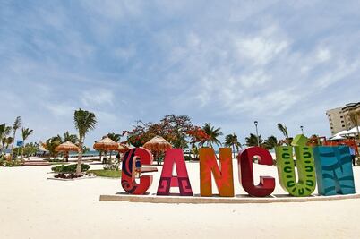 Inauguran parque público de playa en Cancún