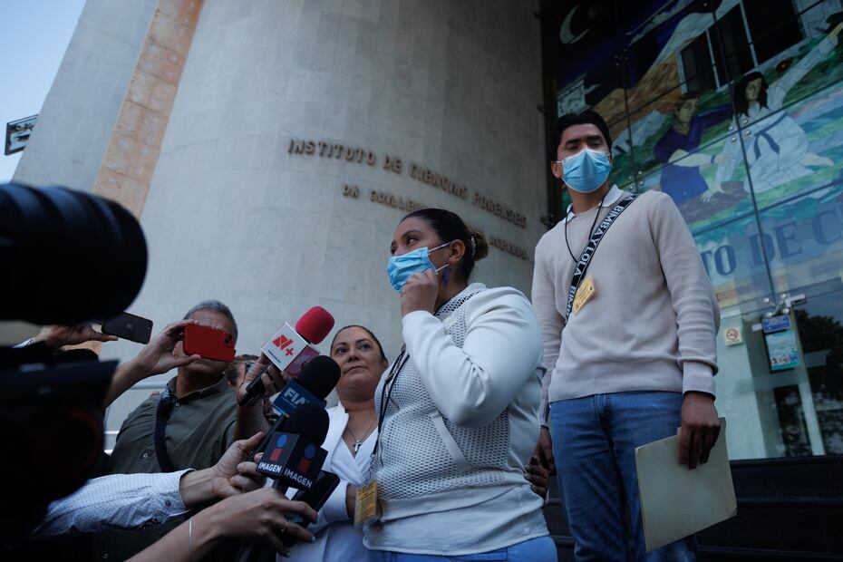 La señora Jacqueline denunció que además de la falta de coordinación, también hay carencia de recursos tanto materiales como humanos. (Foto: Yaretzi Osnaya/ EL UNIVERSAL)