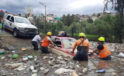 Encharcamientos y desbordamientos en CDMX; basura acumulada agravó efectos de la lluvia