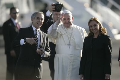 Regala MAM al Papa tema compuesto por presos de Reclusorio