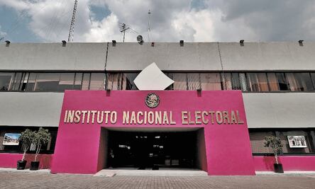Suspende INE plazos para conformación de partidos por coronavirus