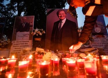 Reino Unido rinde homenaje a parlamentario asesinado durante mitin