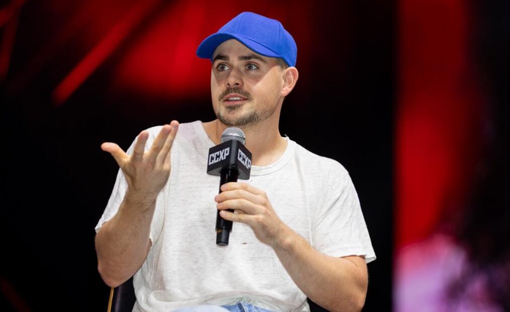 El actor Dacre Montgomery en la CCXPMX 2025 en el Centro Bamex. Foto: Hugo Salvador/EL UNIVERSAL.