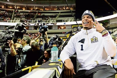 Espectacular noche en tonos áureos