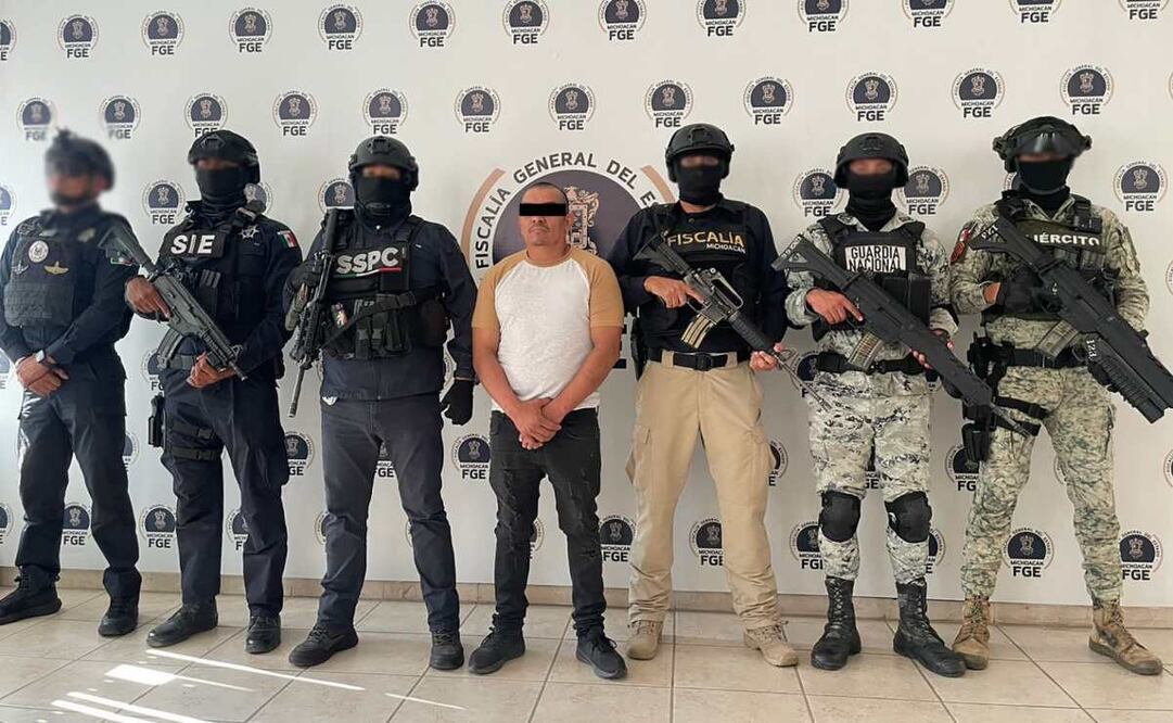 Detienen en Uriangato, Guanajuato a Genaro “N”, alias “El Silencio”, identificado como generador de violencia en Michoacán y Guanajuato (24/09/25). Foto: SSPC