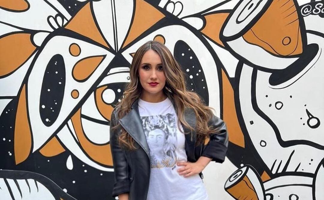 Dulce María luce un look con corset increíble en portada de revista / Foto: Instagram @dulcemaria