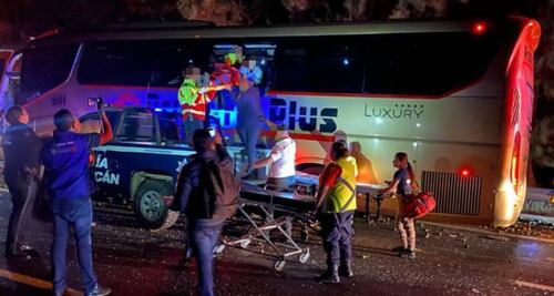 Accidente en Autopista de Occidente deja 5 lesionados y un muerto