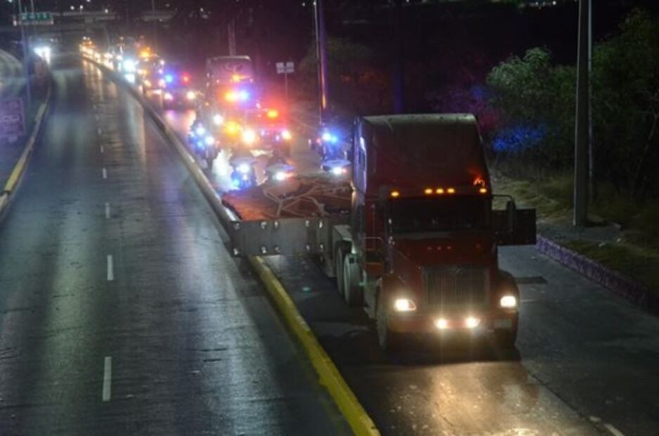 Termina el viaje; la Virgen de Nuevo León regresa a su sitio, tras 10 años perdida en el río