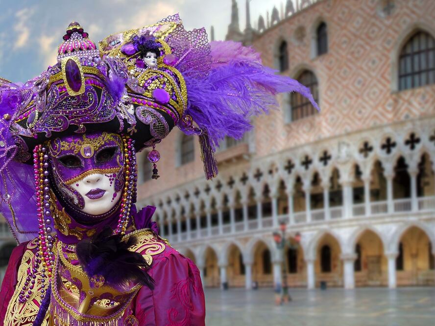 Venecia celebra su carnaval con una tradición que data desde el Siglo XI (Crédito: Pixabay)
