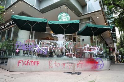 Embajada de EU alerta a sus ciudadanos por nueva marcha antigentrificación en CDMX; recuerda violencia en manifestación en la Condesa