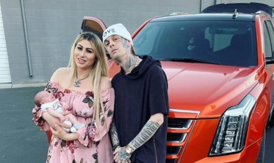 El hijo, de dos años del cantante, aparece como el principal demandante. Foto: Instagram