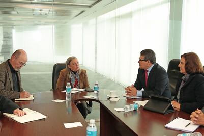 Piden eliminar anomalías en prueba docente