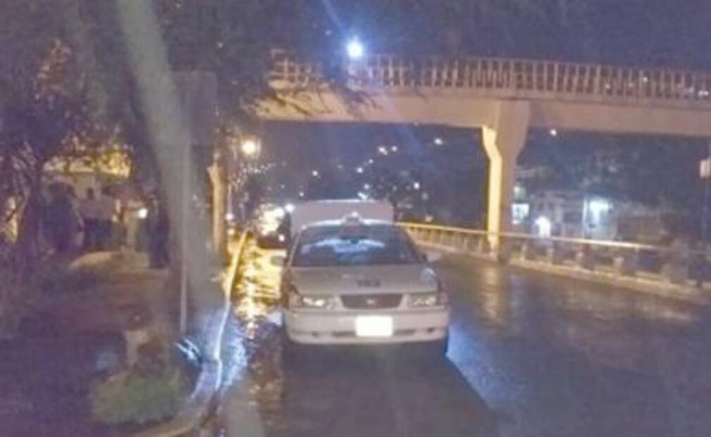 Encuentran cuerpos de dos mujeres en taxi de Chilpancingo