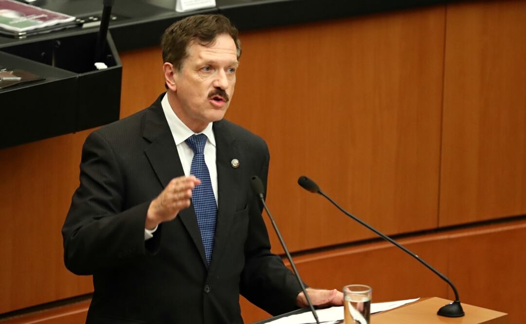 El coordinador de la bancada del PAN en la Cámara de Diputados, Juan Carlos Romero Hicks (Foto: Archivo El Universal)