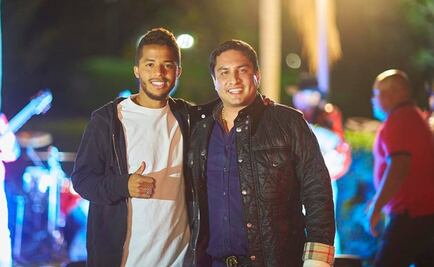 Julión Álvarez y su pasión por el futbol