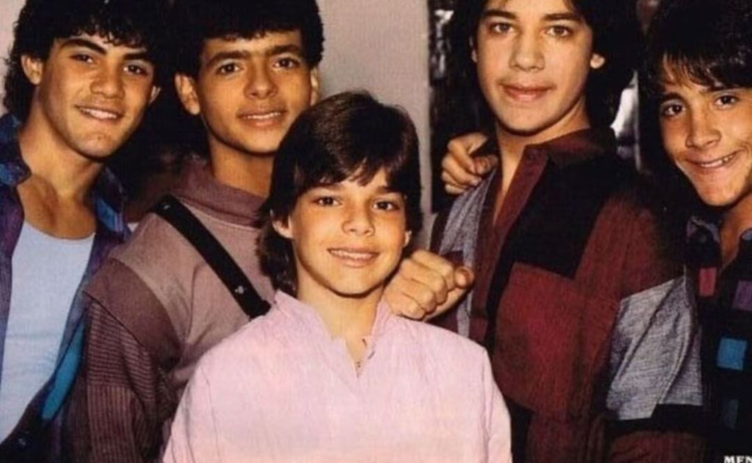 Ricky Martin en Menudo. Fuente: Instagram @menudo_unamoreterno