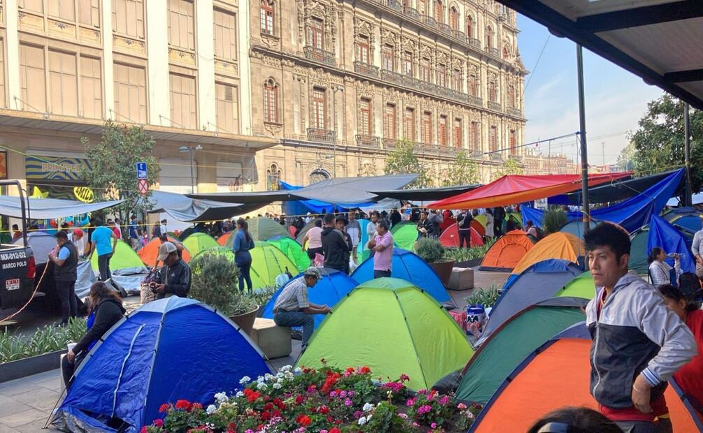 Afectaciones por la marcha de la CNTE; bloqueo de vialidades y plantón en el Zócalo. Foto: Especial