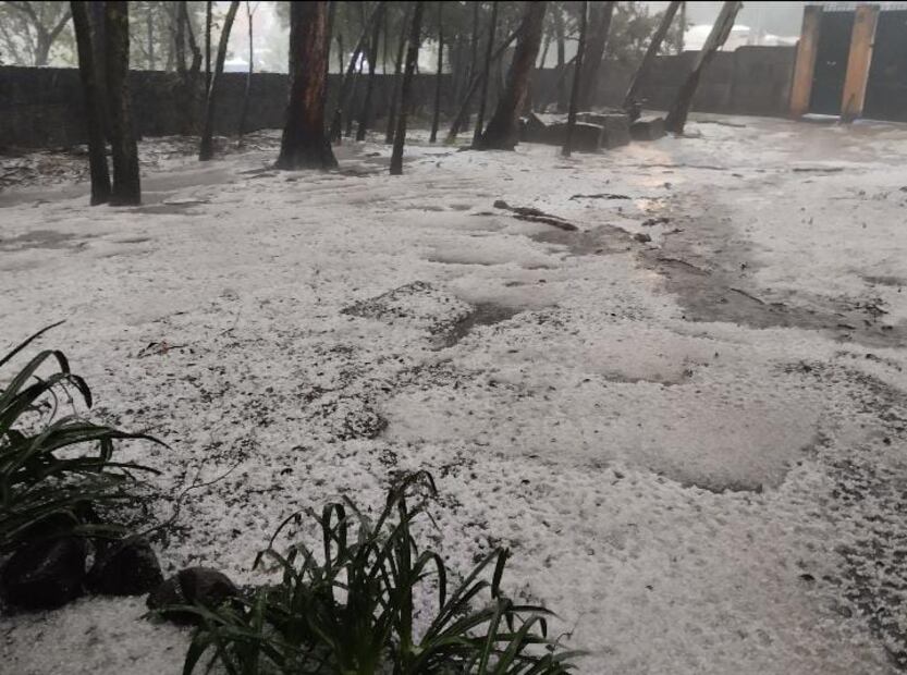 Granizada en la Magdalena Contreras, col. San Jerónimo  Foto: Especial