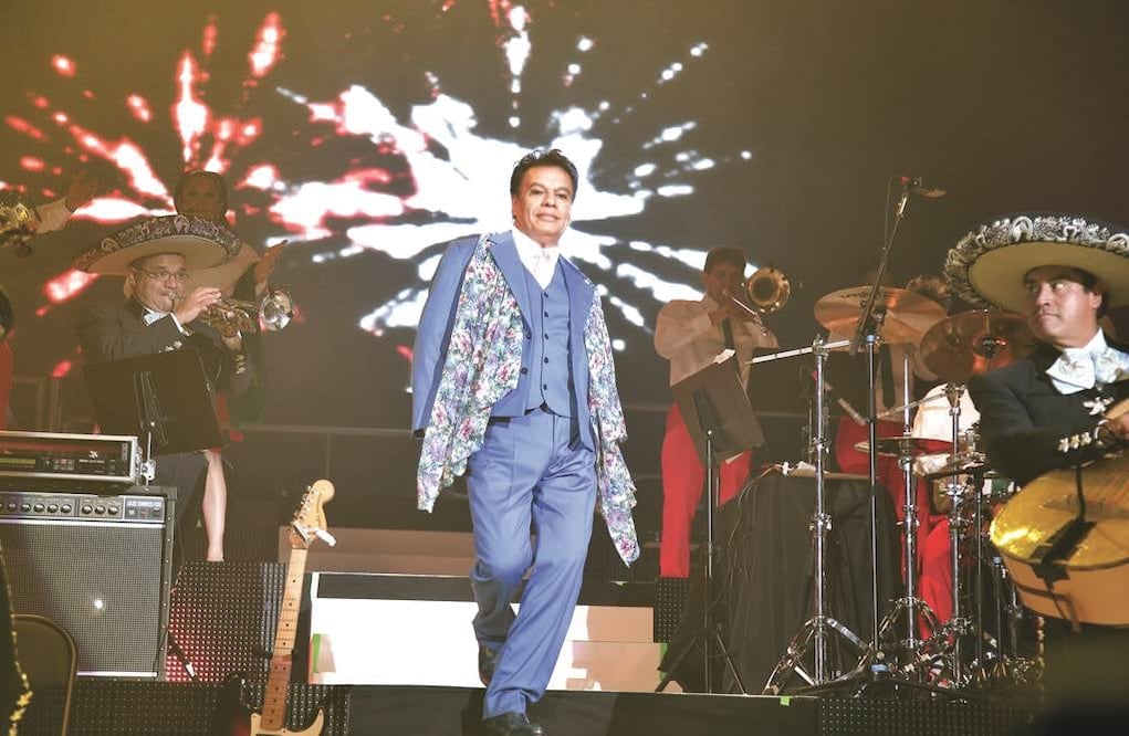¿Quién vestía a Juan Gabriel?